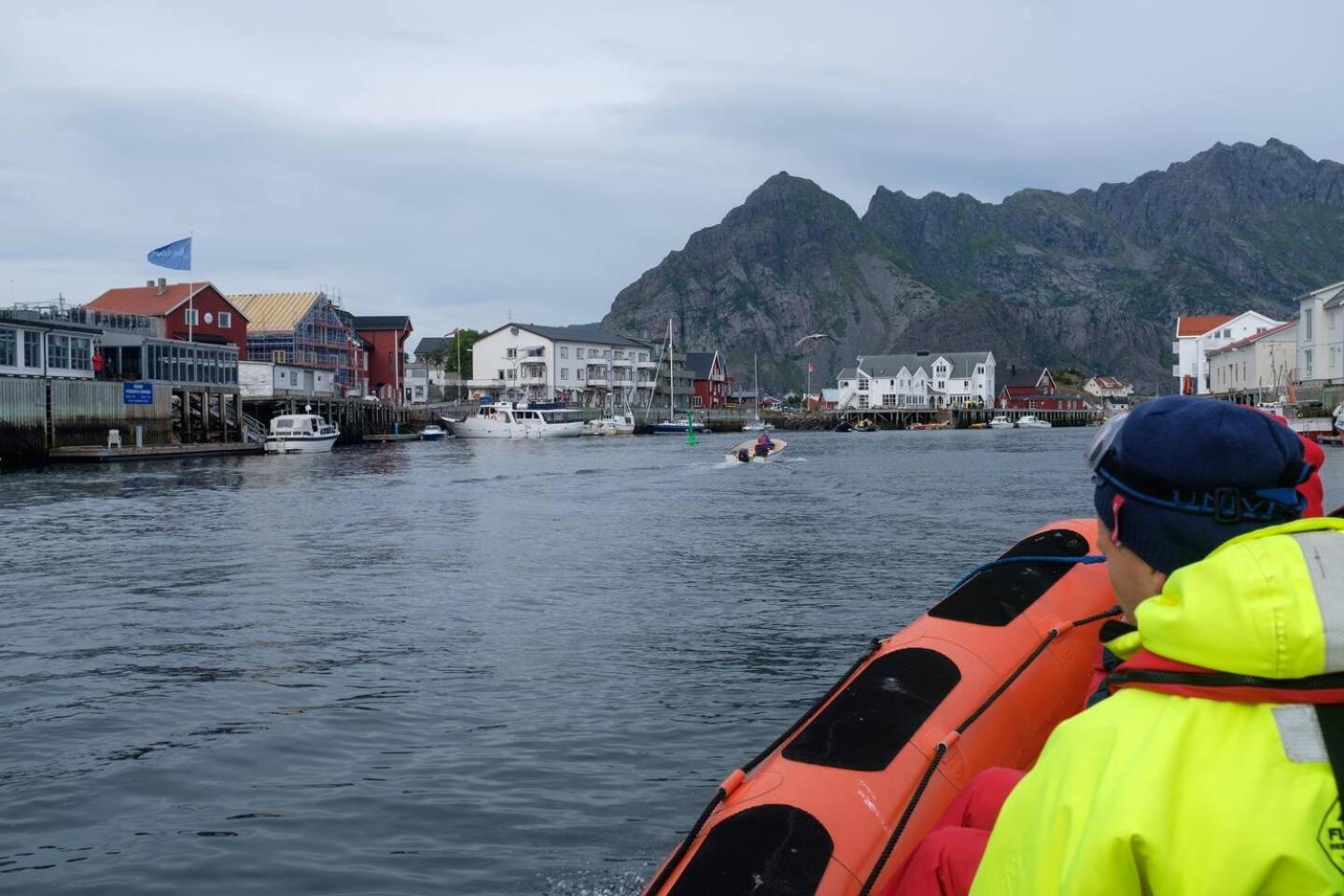 Leilighet Med Fantastisk Utsikt Henningsvær Extérieur photo