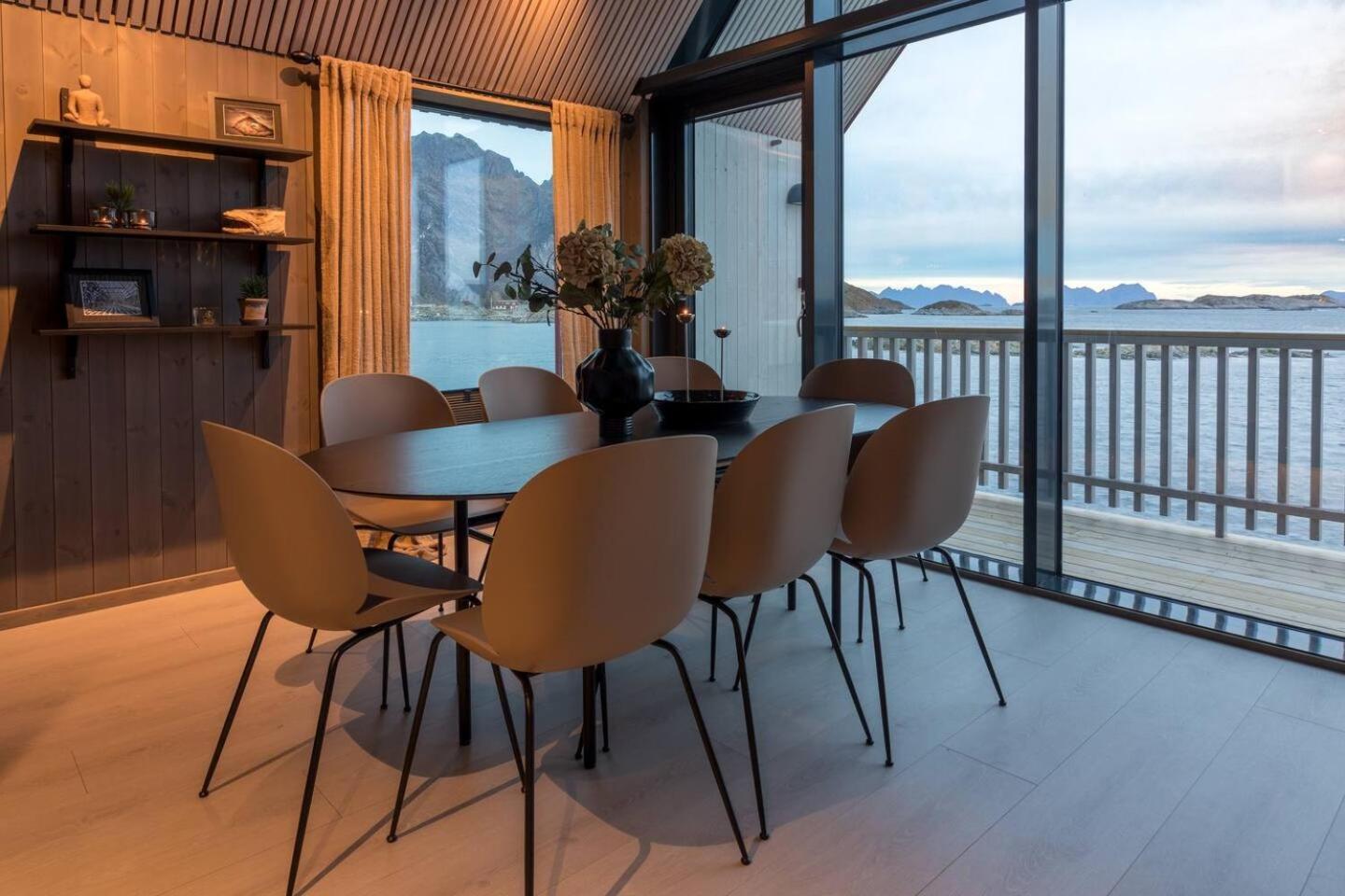 Leilighet Med Fantastisk Utsikt Henningsvær Extérieur photo